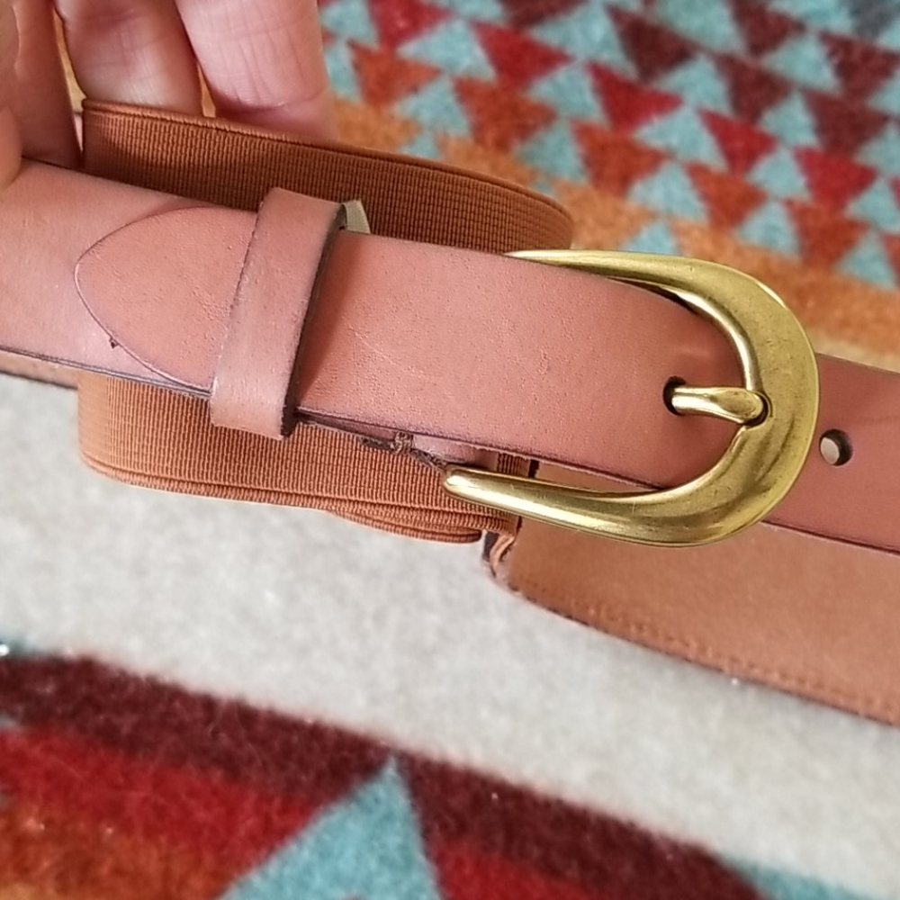 Fossil leather belt